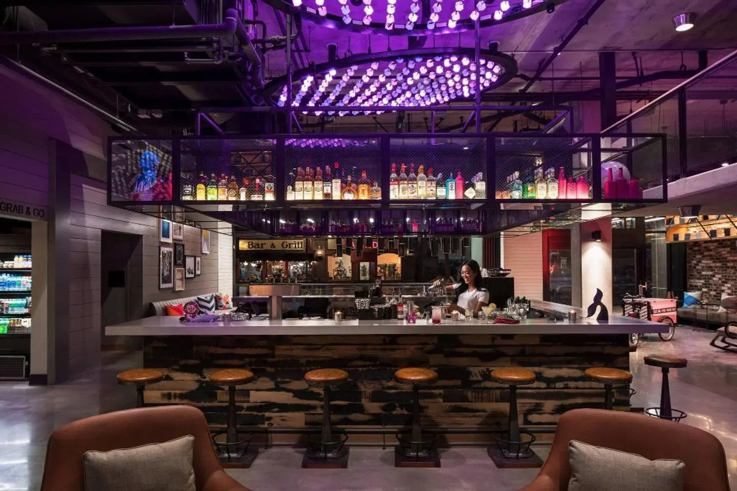 Moxy San Diego Downtown/Gaslamp Quarter Bar