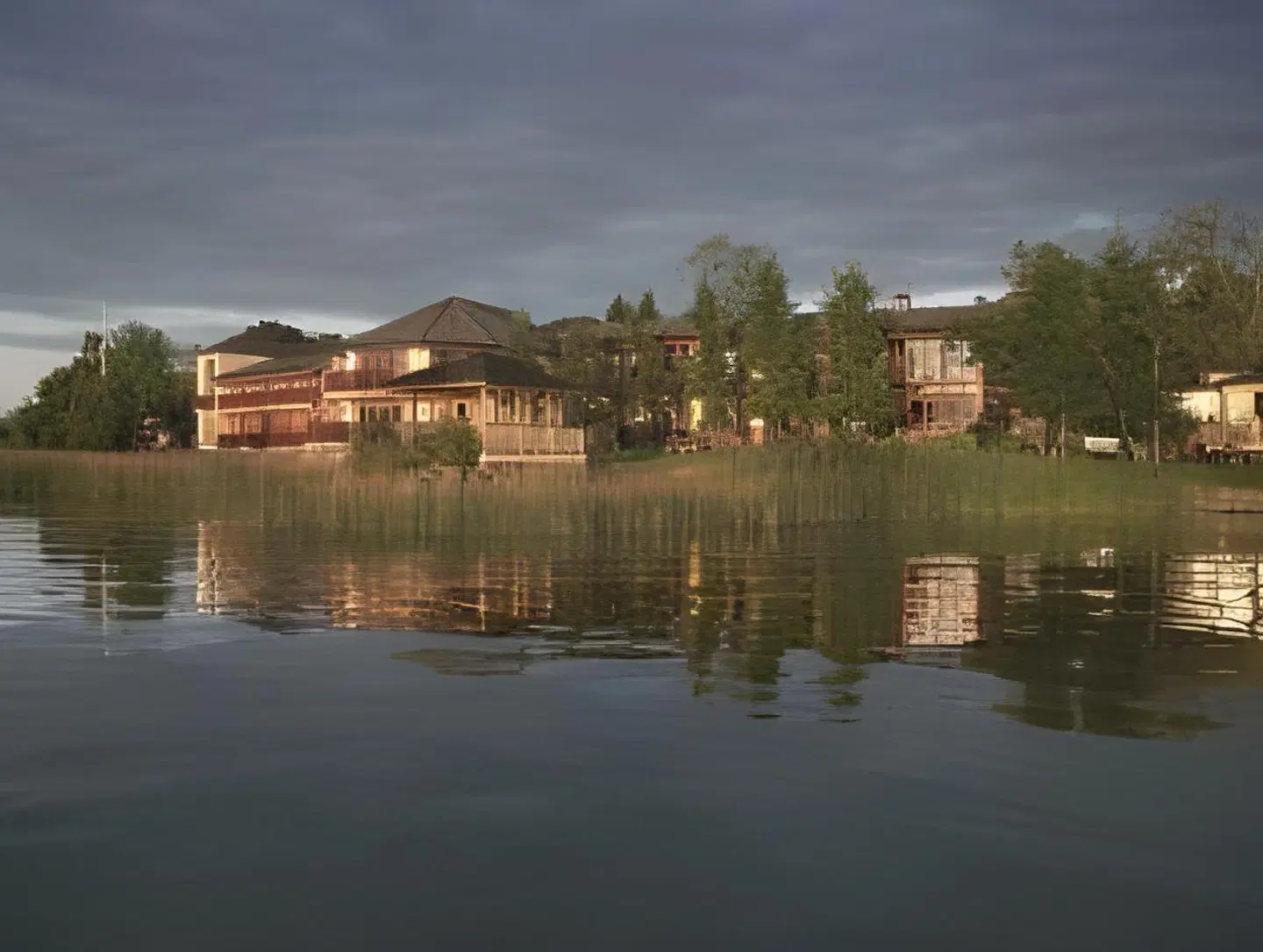 Wineport Lodge Hotel LANDSCAPE