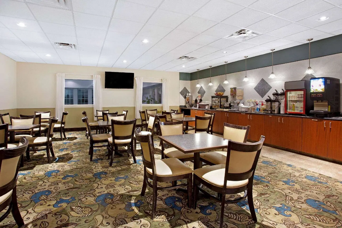 La Quinta Inn & Suites by Wyndham Stonington-Mystic Area Restaurant