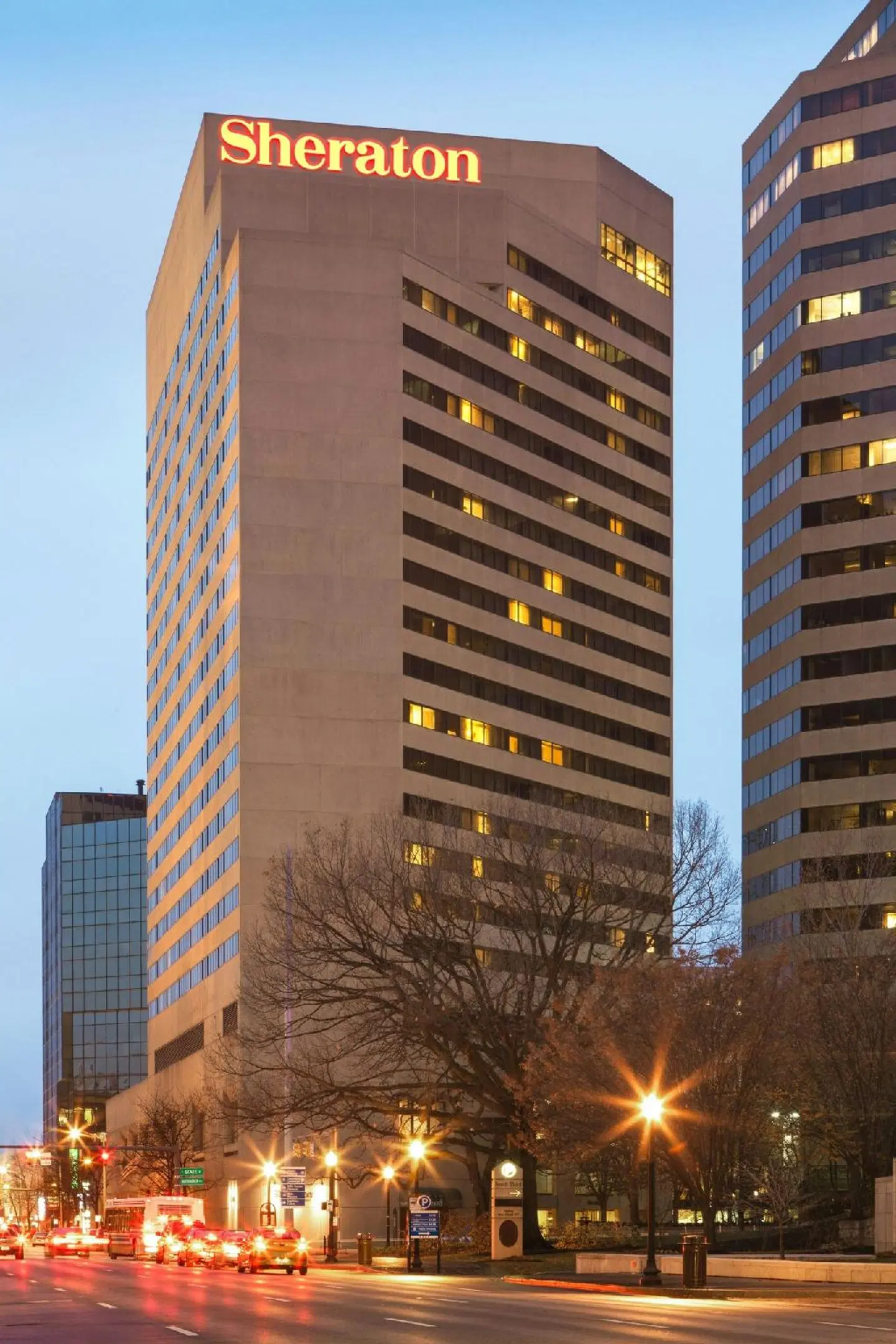 Sheraton Hotel Columbus Capitol Square EXTERIOR