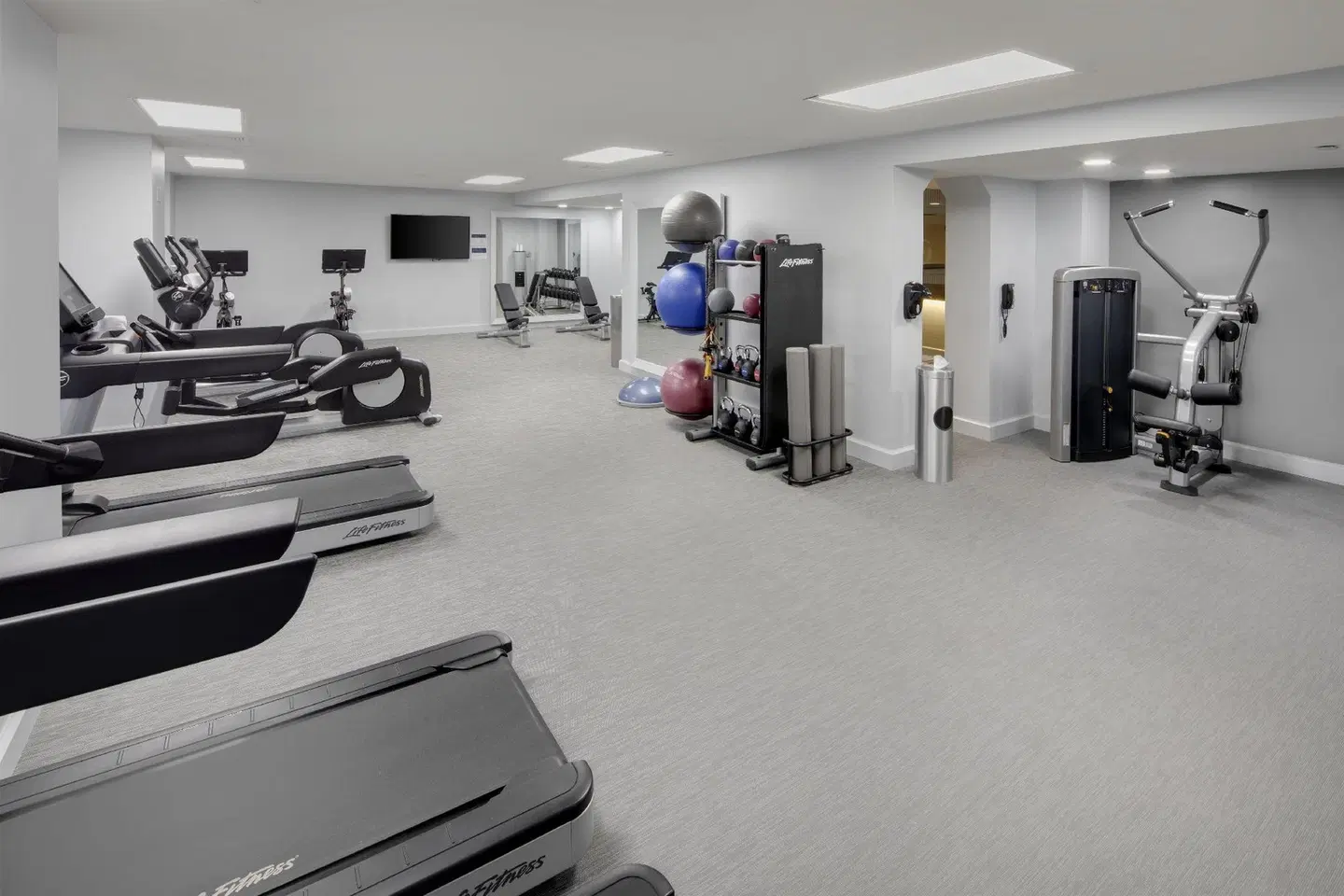 Hyatt Regency Milwaukee SPORTS_AND_LEISURE