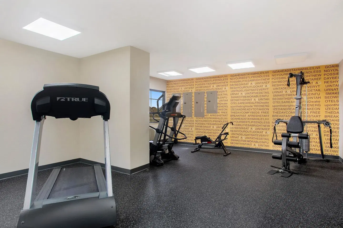 La Quinta Inn & Suites by Wyndham Springfield South SPORTS_AND_LEISURE