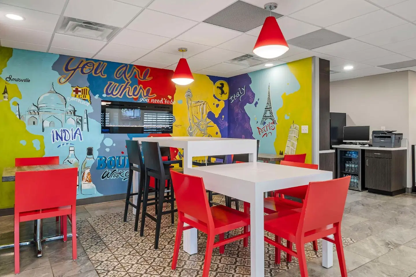 La Quinta Inn & Suites Louisville Airport & Expo Bar