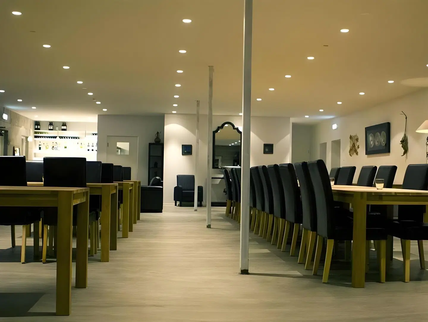 Vogur Country Lodge Bar