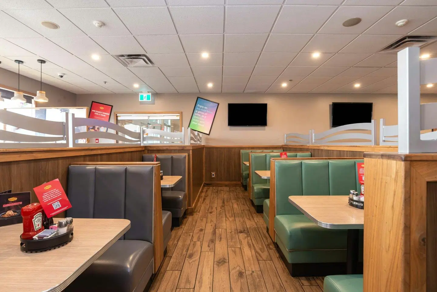 Sandman Hotel Edmonton West LOUNGE_LOBBY