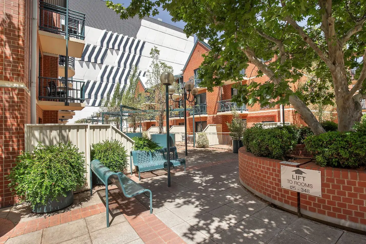 BreakFree Adelaide EXTERIOR