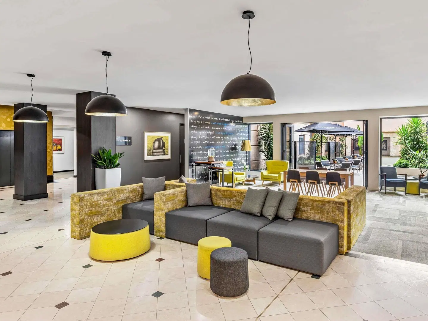 Mantra on Hay LOUNGE_LOBBY
