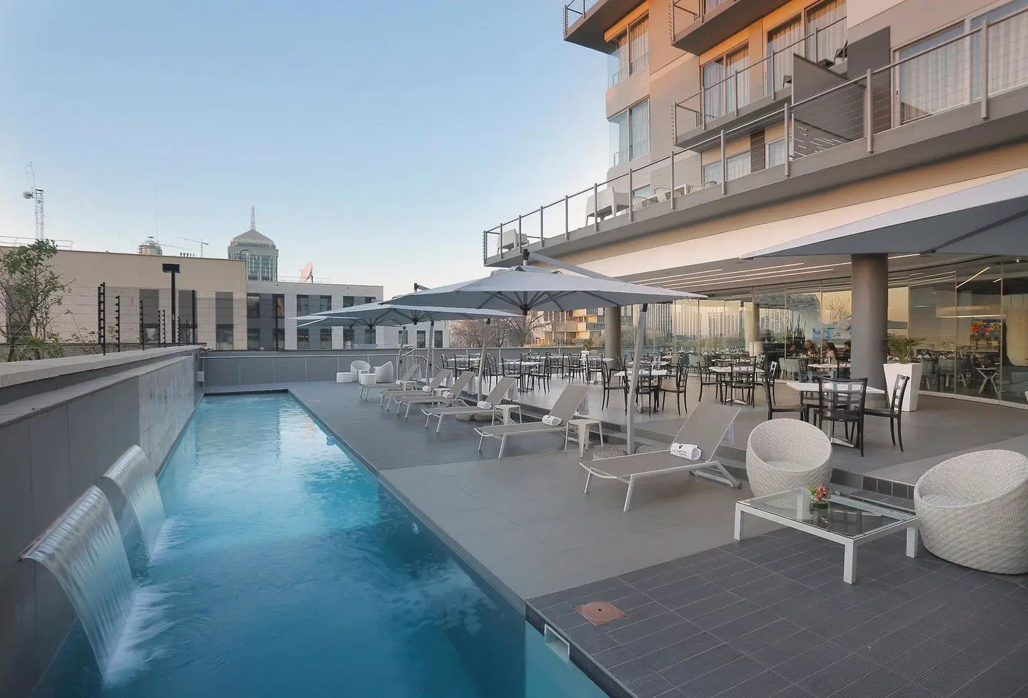 The Capital Empire Terrasse