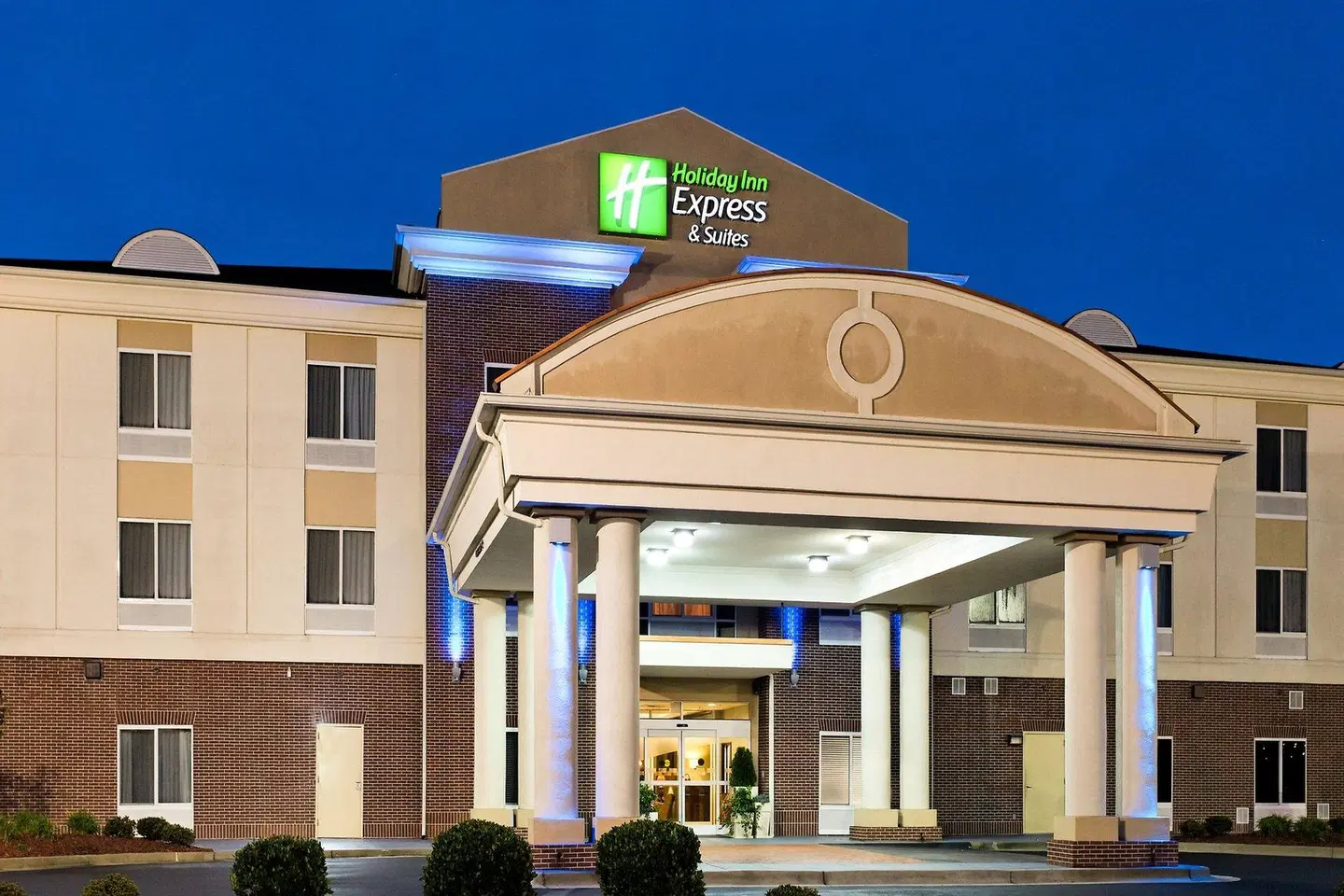 Holiday Inn Express & Suites Athens by IHG EXTERIOR