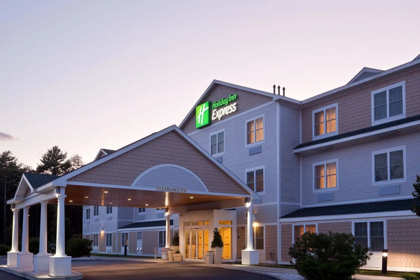 Holiday Inn Express & Suites Freeport - Brunswick Area by IHG EXTERIOR