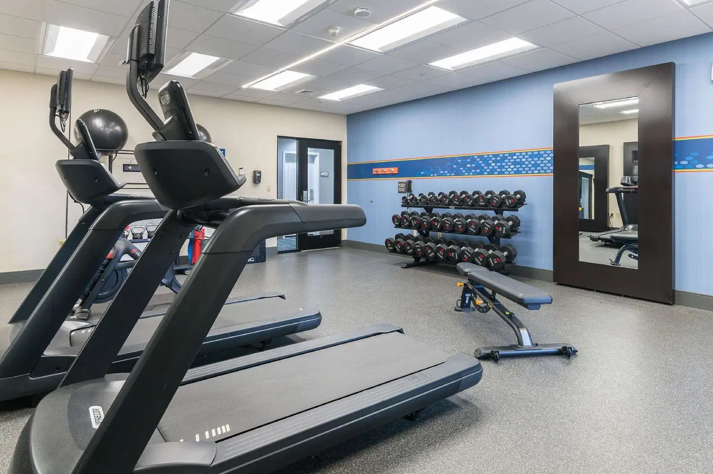 Hampton Inn & Suites Hartford-Manchester SPORTS_AND_LEISURE