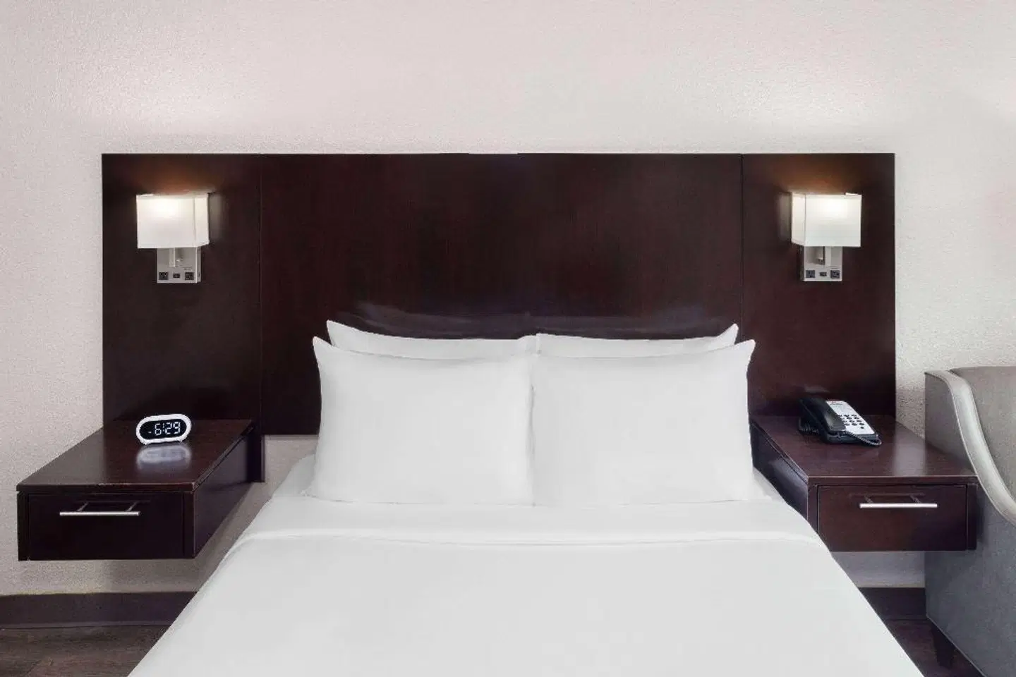 Days Inn by Wyndham Melbourne ROOM_EXAMPLE