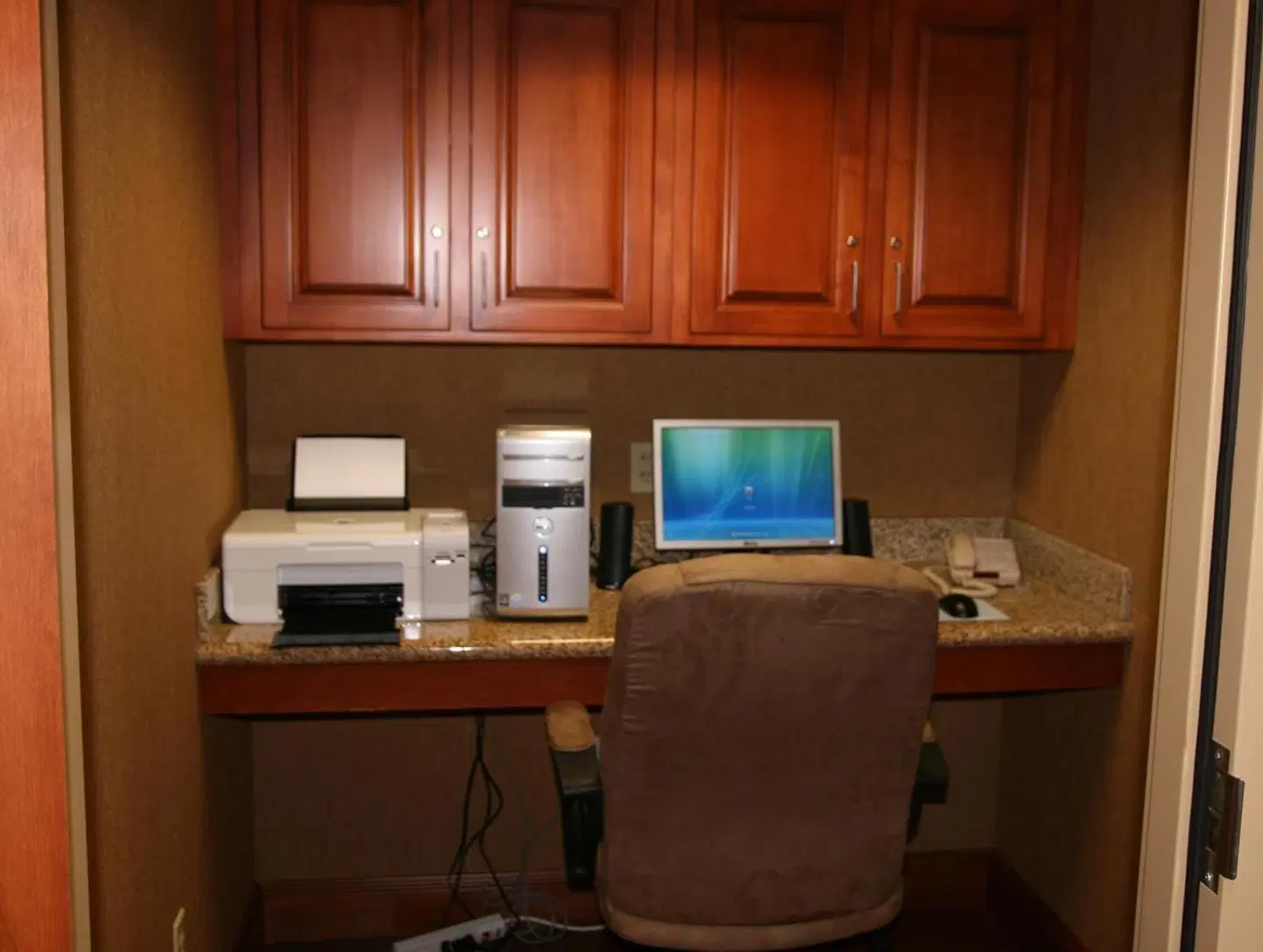 Hampton Inn Mountain Home ROOM_EXAMPLE