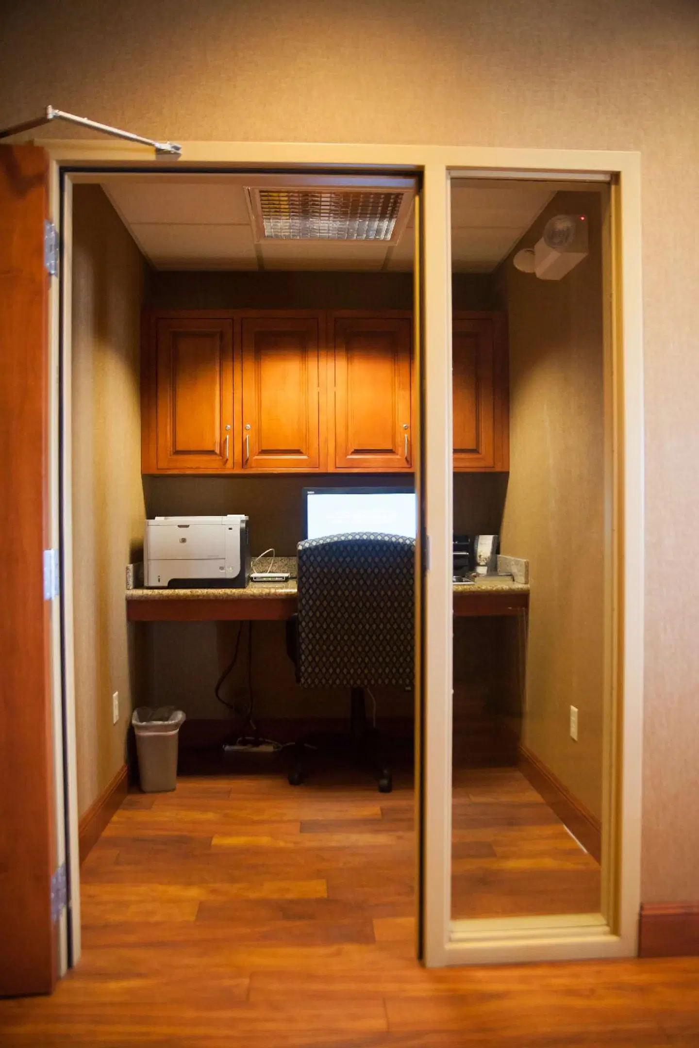 Hampton Inn Mountain Home ROOM_EXAMPLE