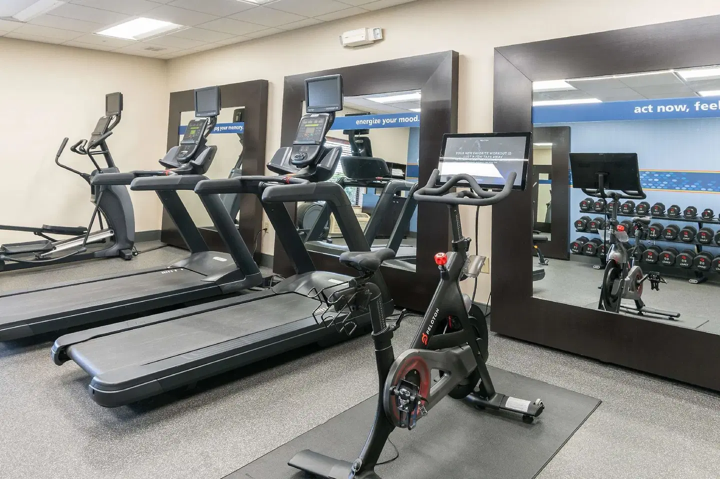 Hampton Inn & Suites Hartford-Manchester SPORTS_AND_LEISURE
