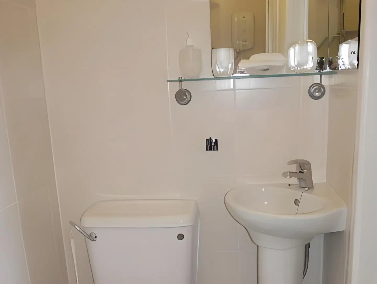 Jewells Guest Accomodation Badezimmer