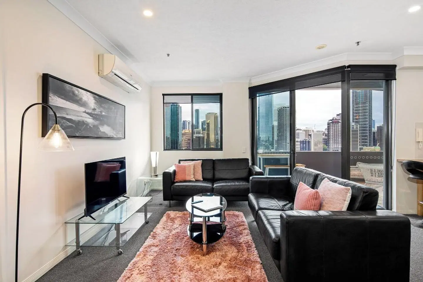 Bridgewater Apartments ROOM_EXAMPLE