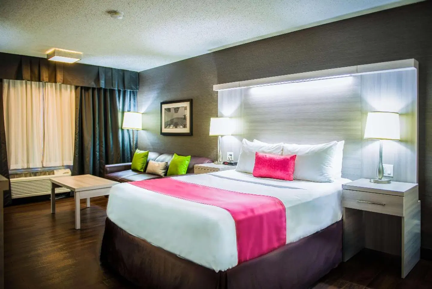 Best Western Village Park Inn ROOM_EXAMPLE