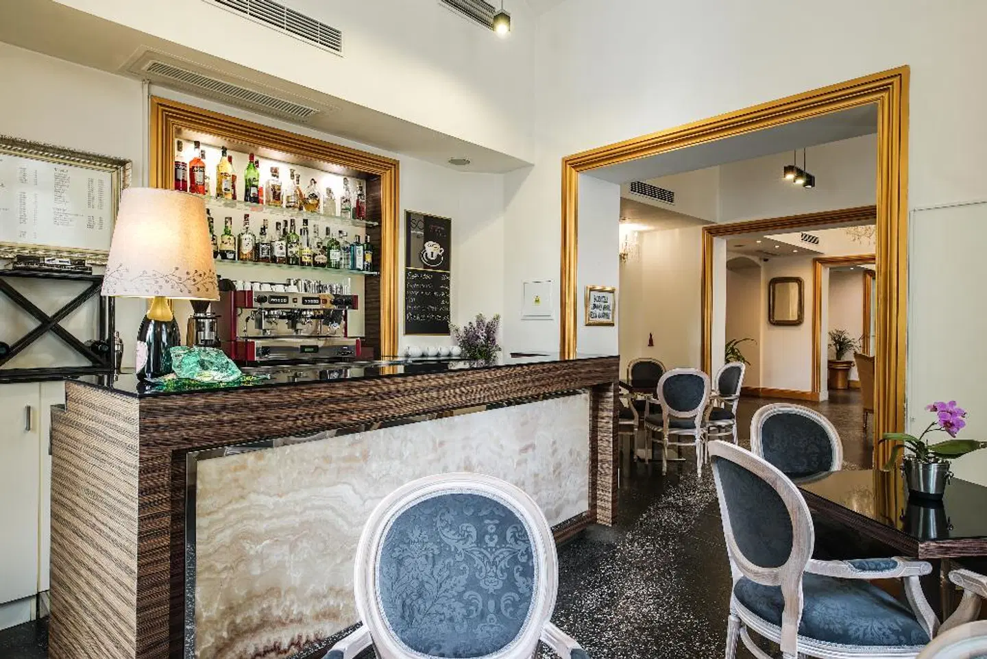 Assenzio Bar