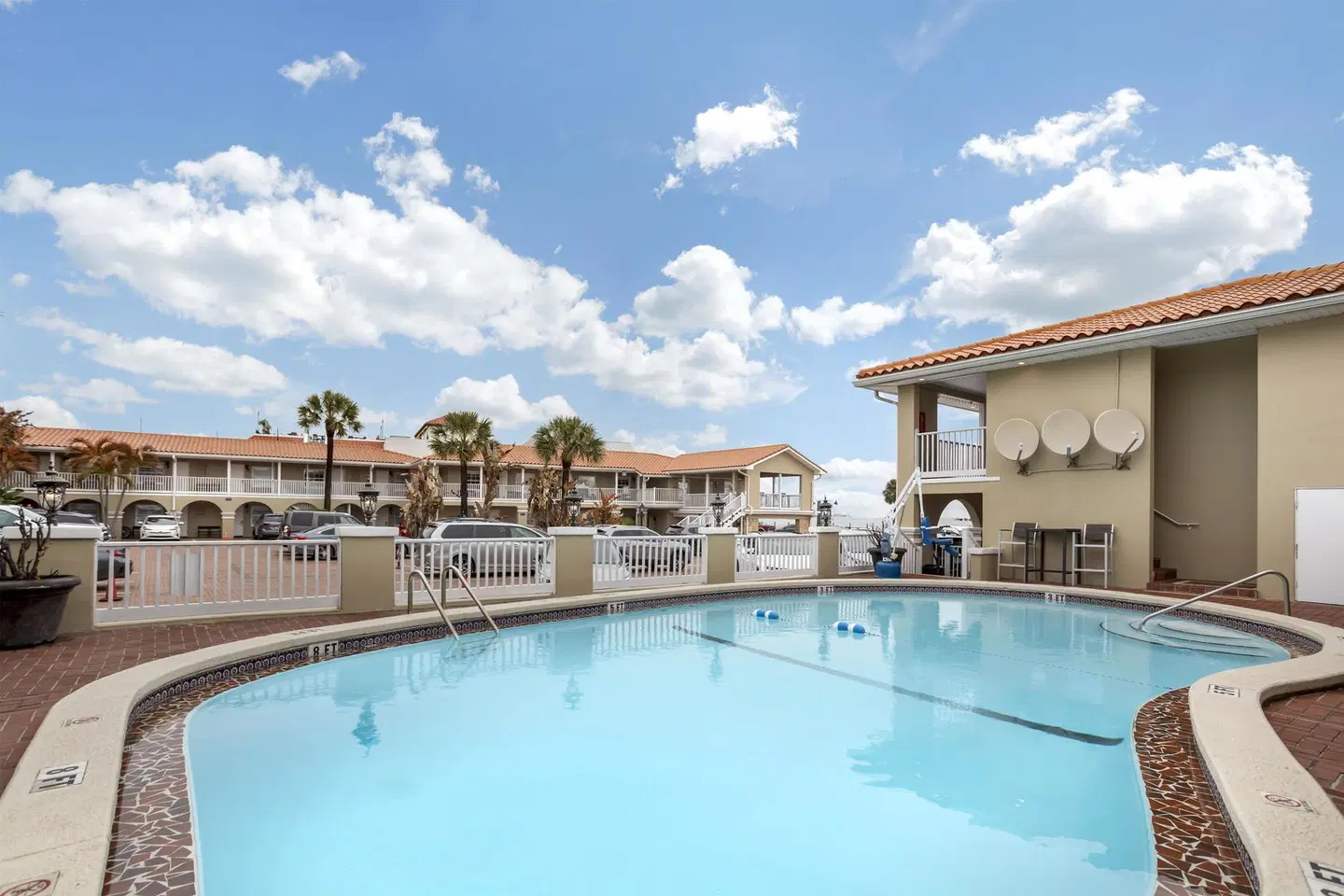 Best Western Historic Bayfront OUTDOOR_POOL