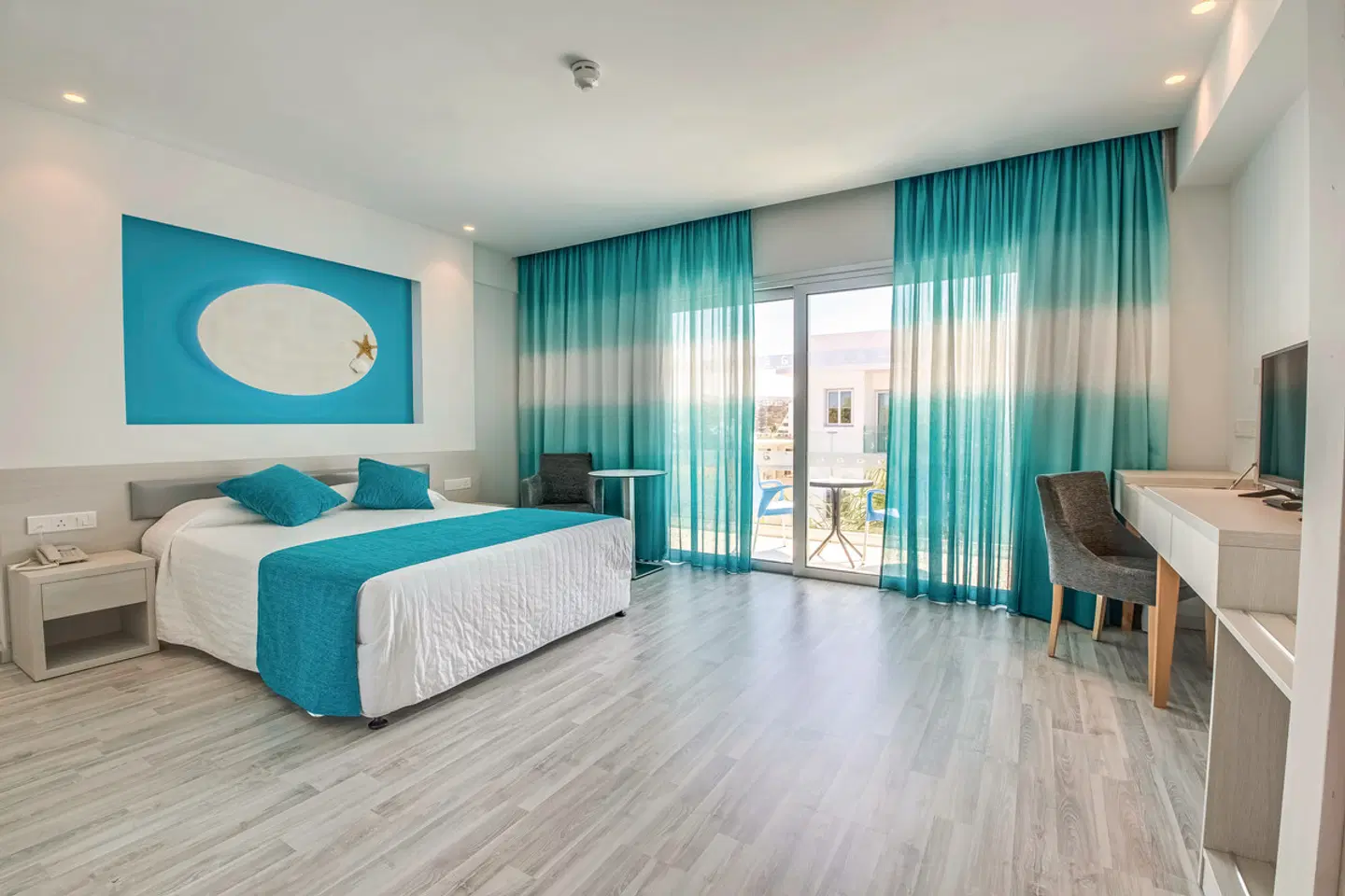 Anesis ROOM_EXAMPLE