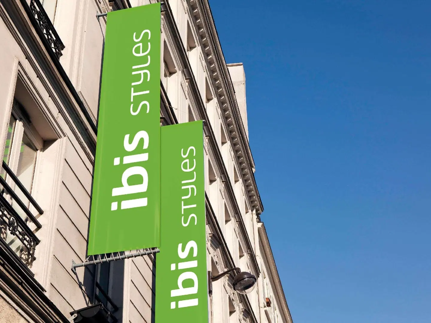 ibis Styles Paris République EXTERIOR