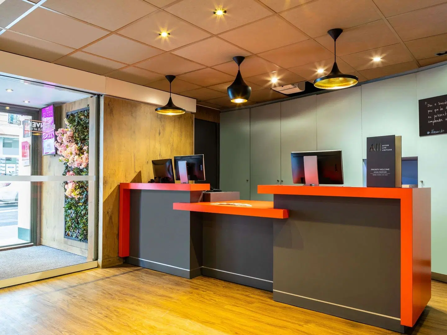 ibis Paris Gare du Nord La Fayette 10ème LOUNGE_LOBBY