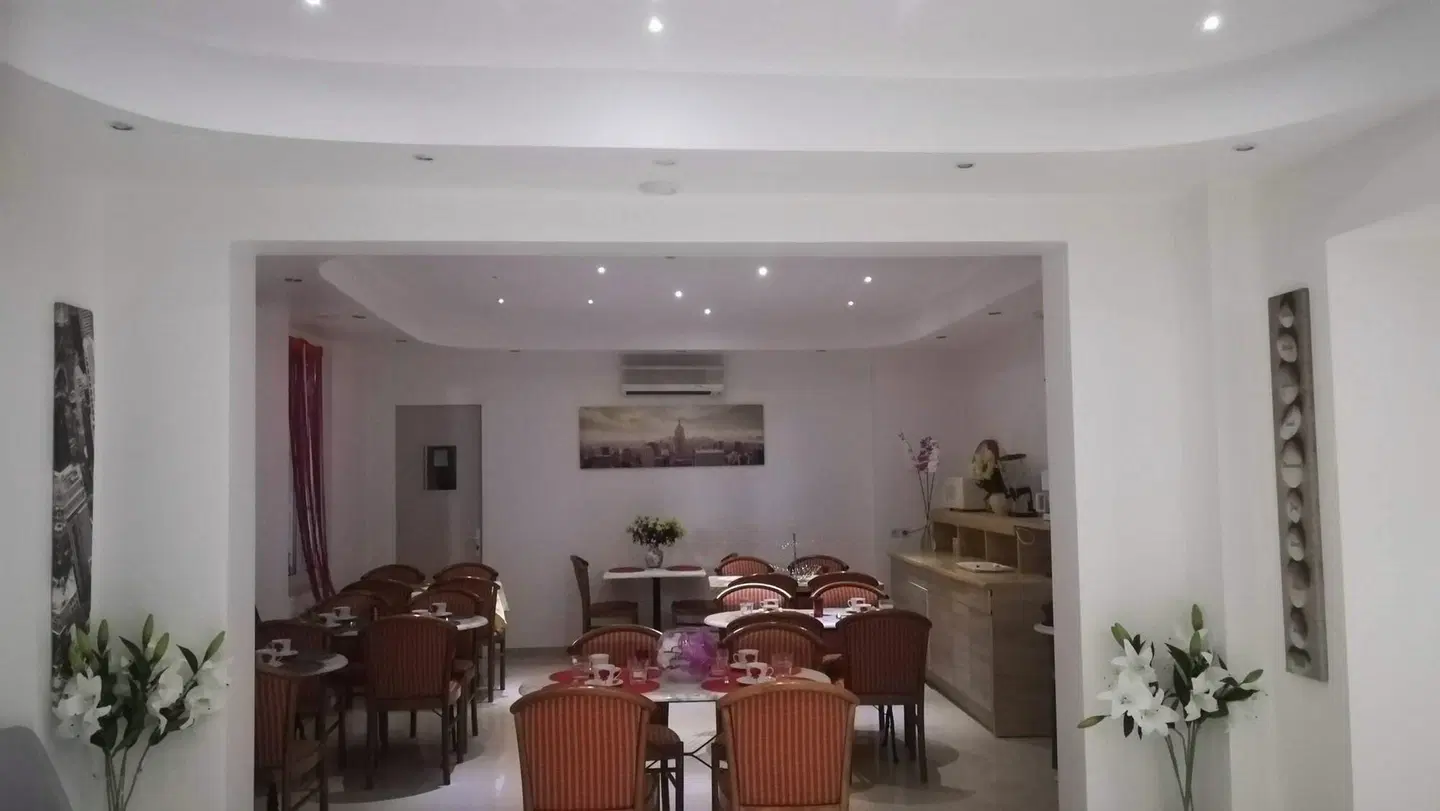Hôtel des Arcades Restaurant