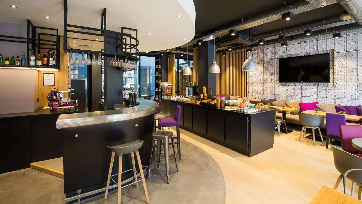 Campanile Rennes Centre - Gare Bar