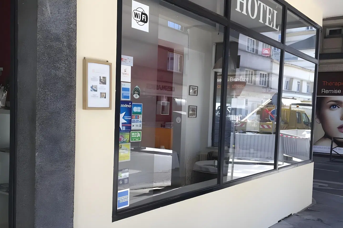 Hôtel Vieille Tour Centre Rouen ROOM_EXAMPLE