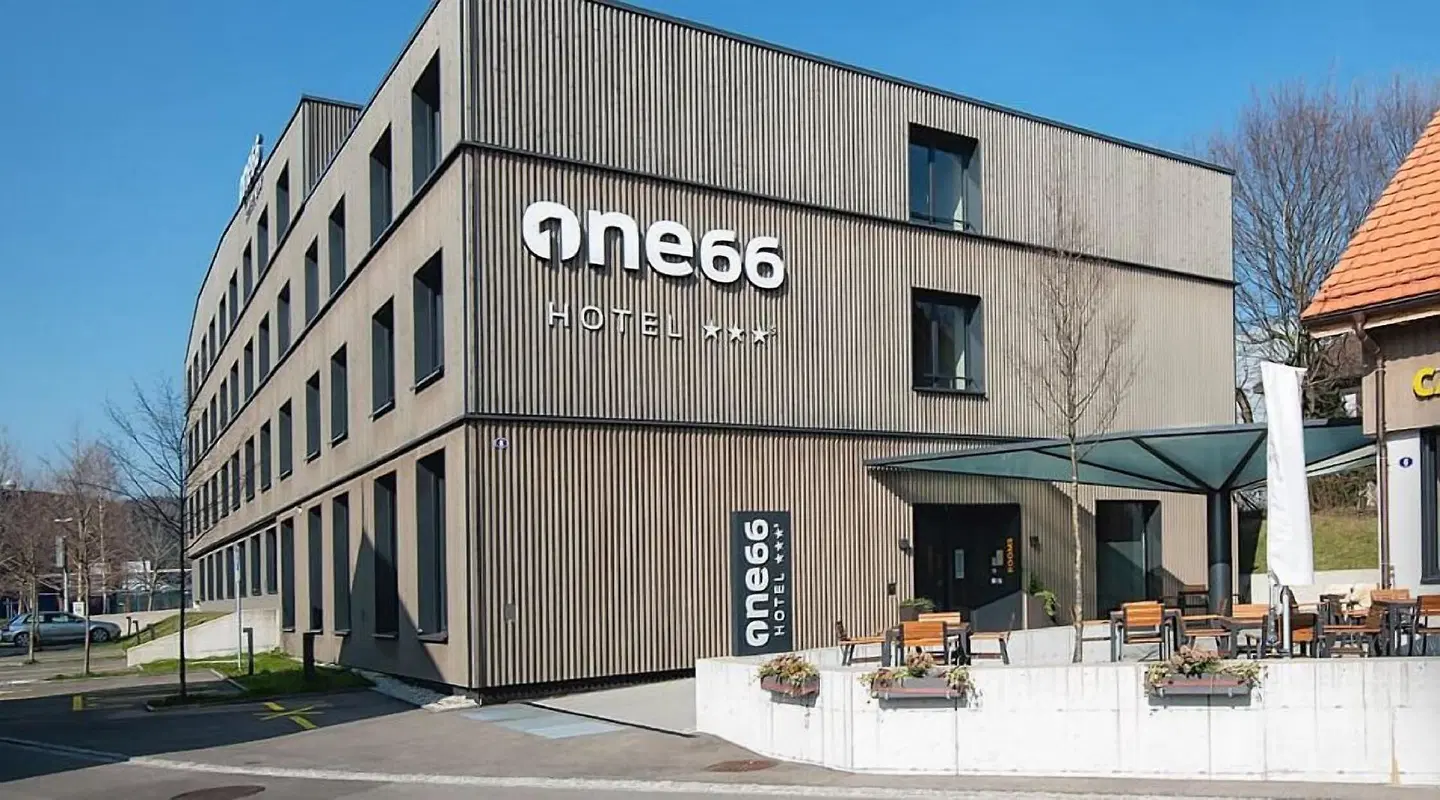 Hotel one66 EXTERIOR
