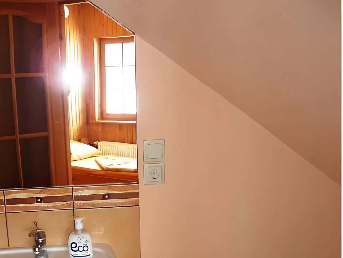 Jaun-Ievi'as ROOM_EXAMPLE