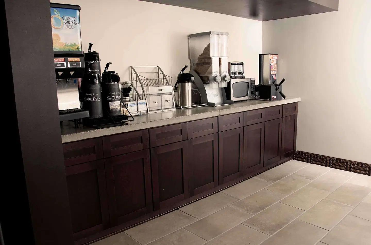 Super 8 by Wyndham Juneau LOUNGE_LOBBY