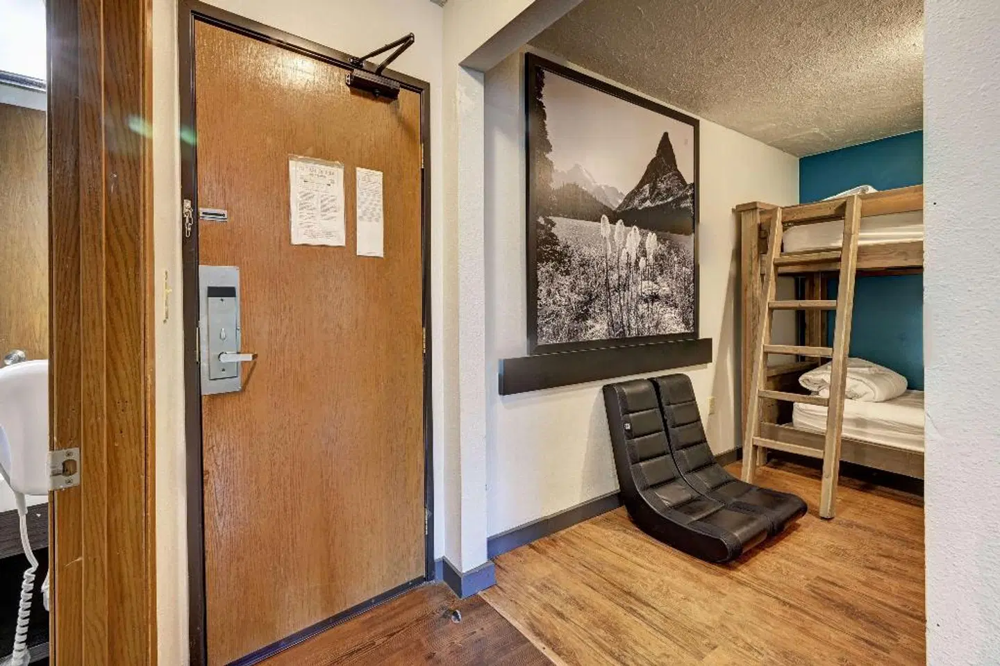 Super 8 by Wyndham Gardiner/Yellowstone Park Area Badezimmer