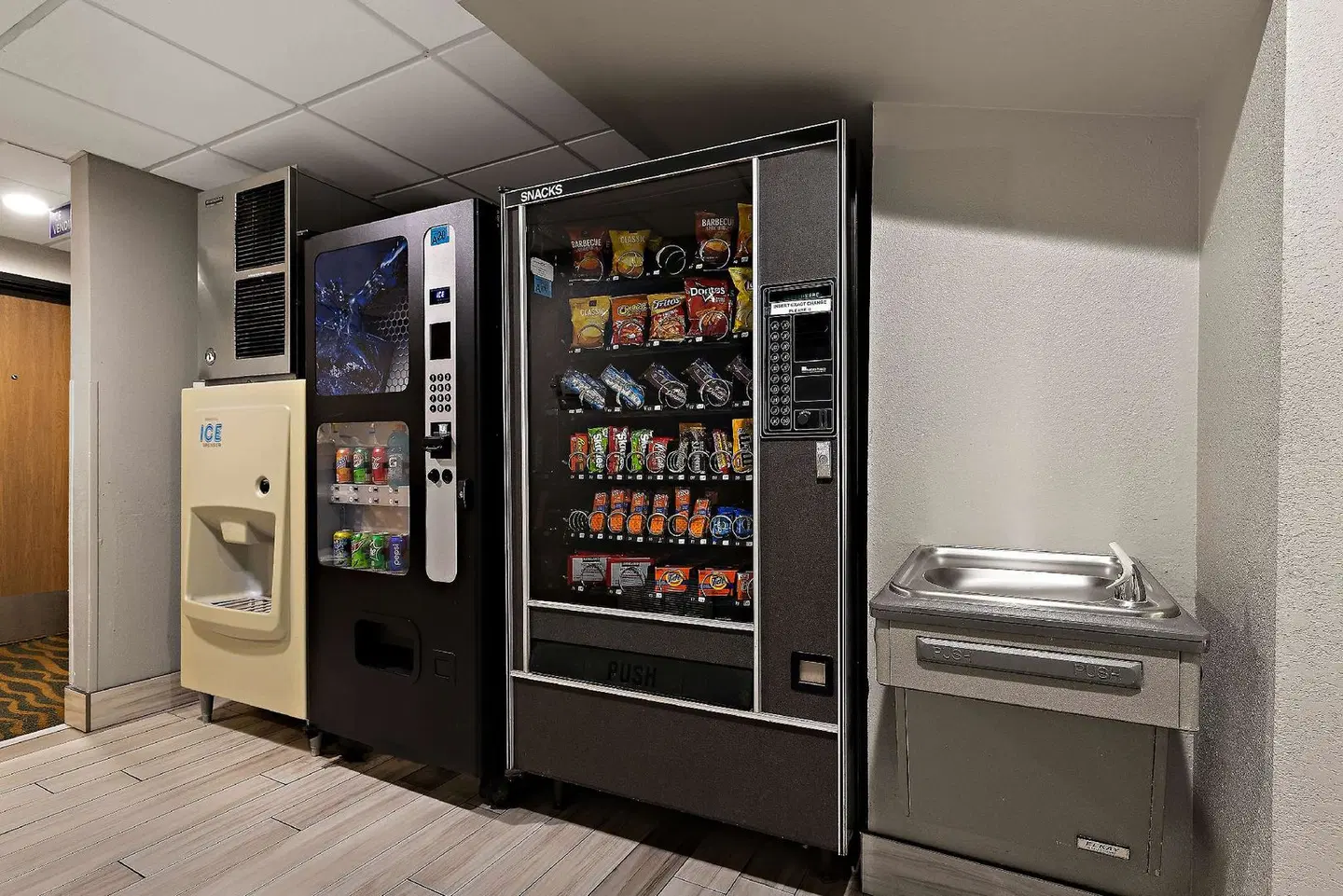 SureStay Plus Hotel by Best Western Tulsa East LOUNGE_LOBBY