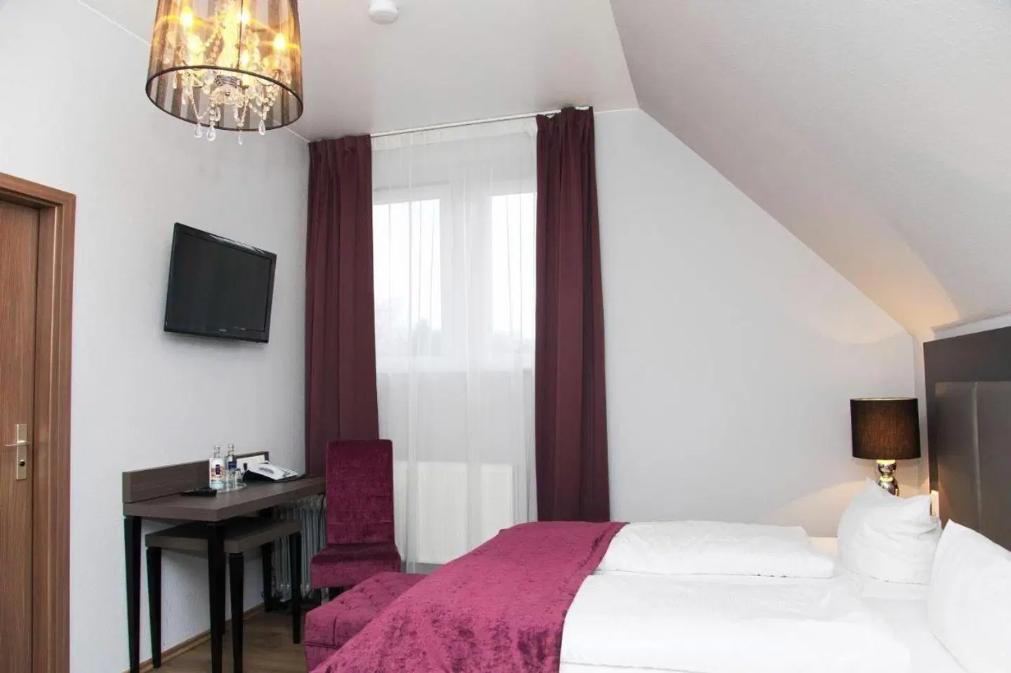 Hotel ARENA Villa am Wasserpark ROOM_EXAMPLE