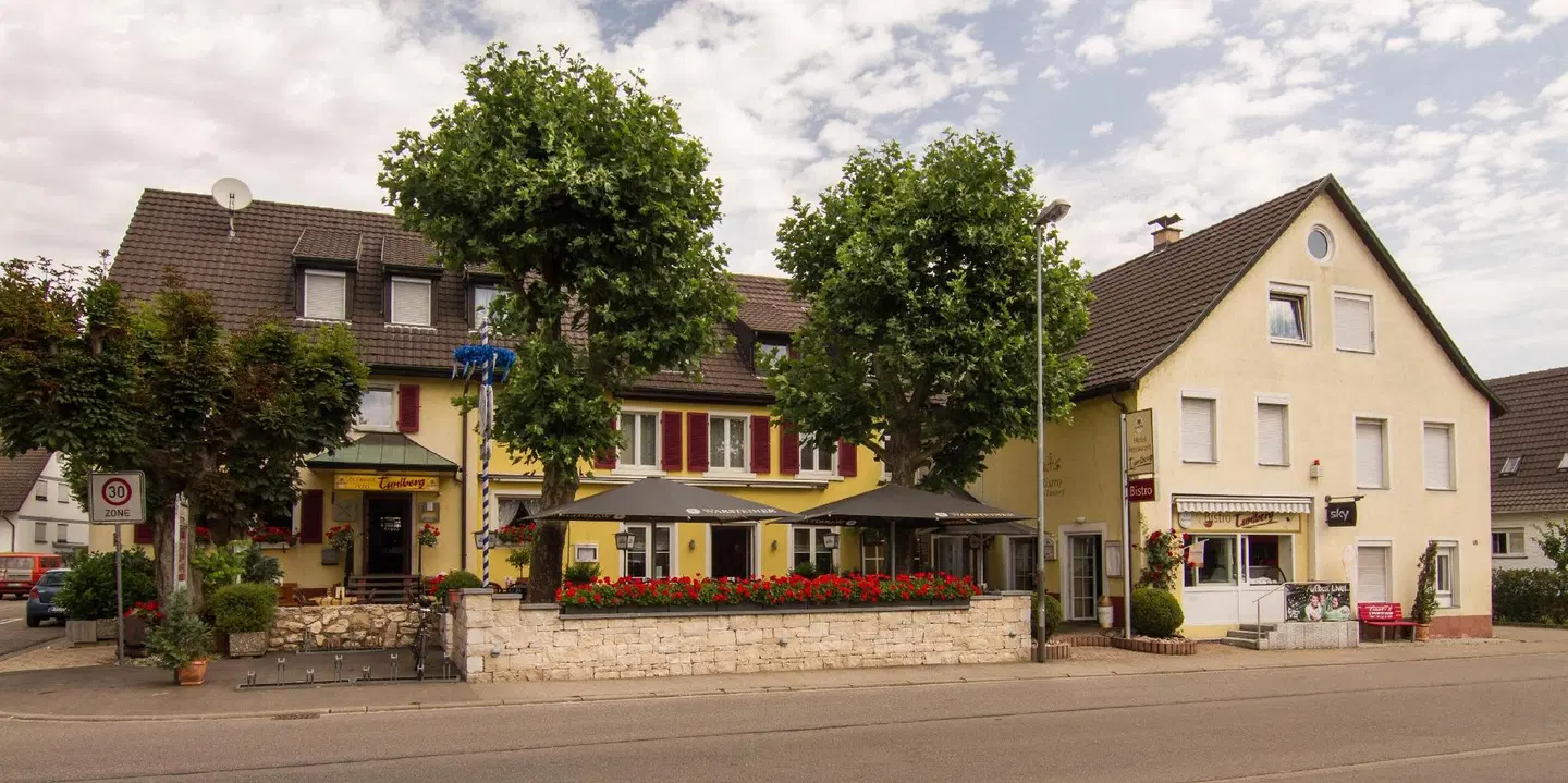 Tuniberg Restaurant Hotel EXTERIOR