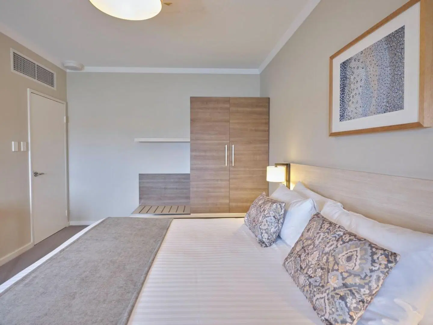 Mindarie Marina ROOM_EXAMPLE