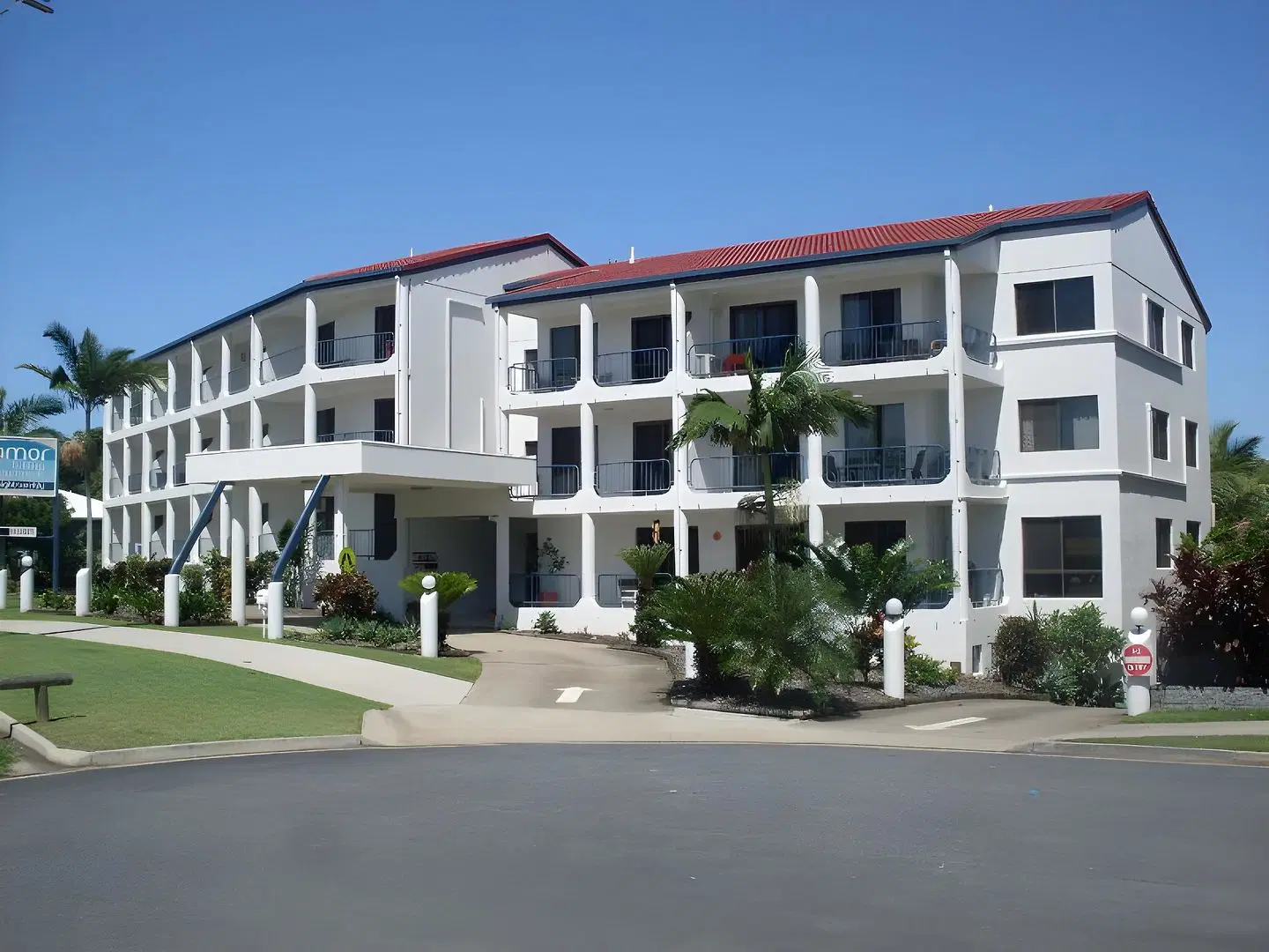 L'Amor Holiday Apartments EXTERIOR