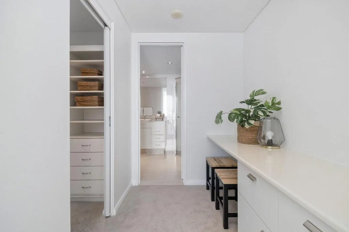 Brighton Shores ROOM_EXAMPLE