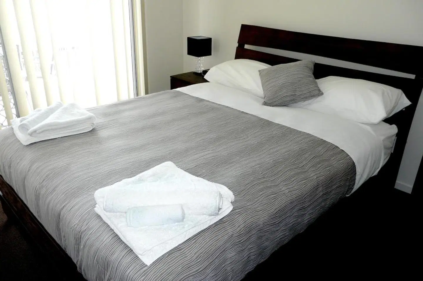 Direct Hotels - Monterey Moranbah ROOM_EXAMPLE