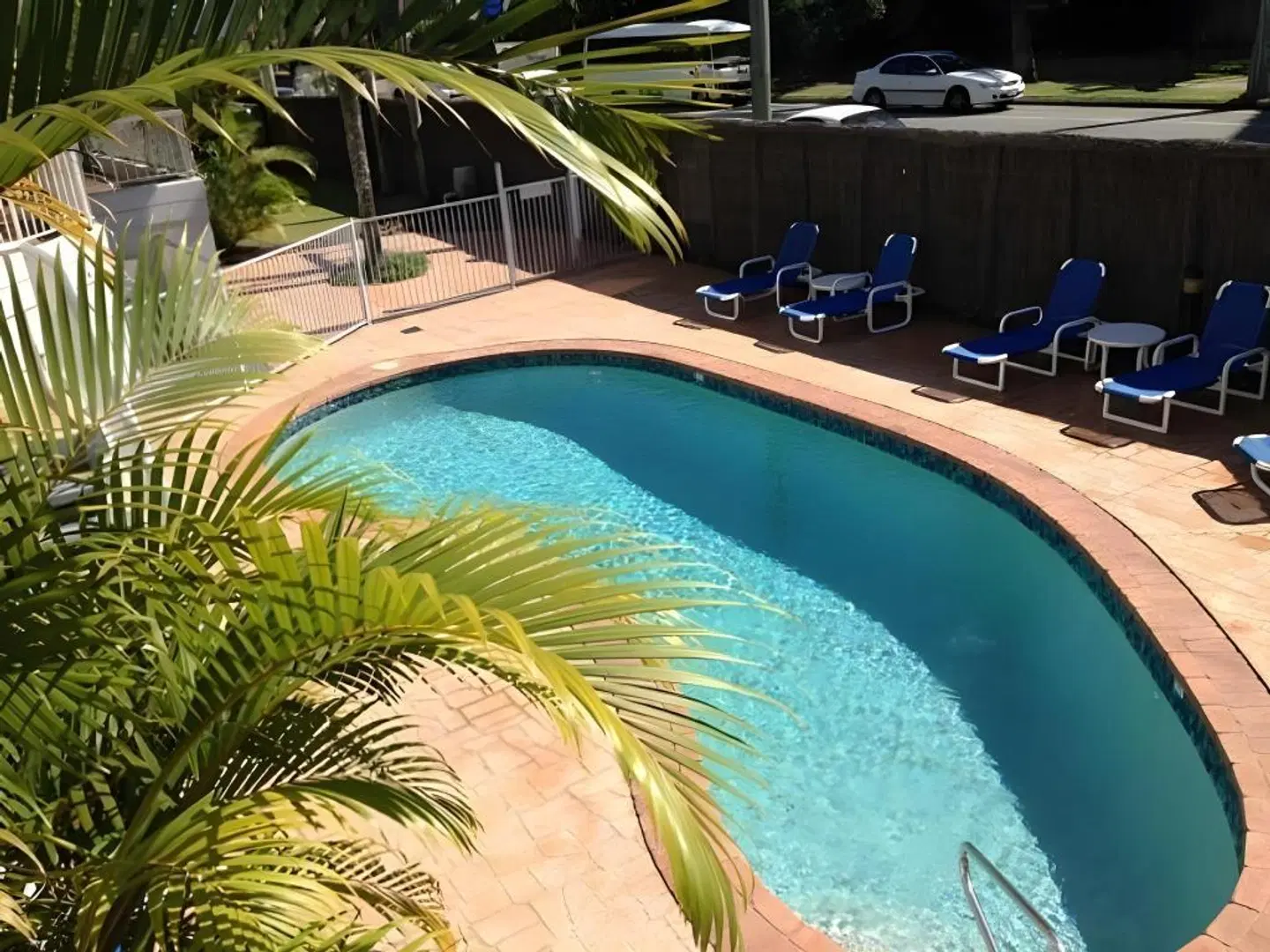 Warringa Surf Holiday Apartments OUTDOOR_POOL