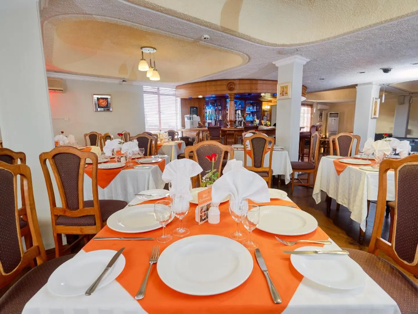 Gold Crest Hotel Restaurant