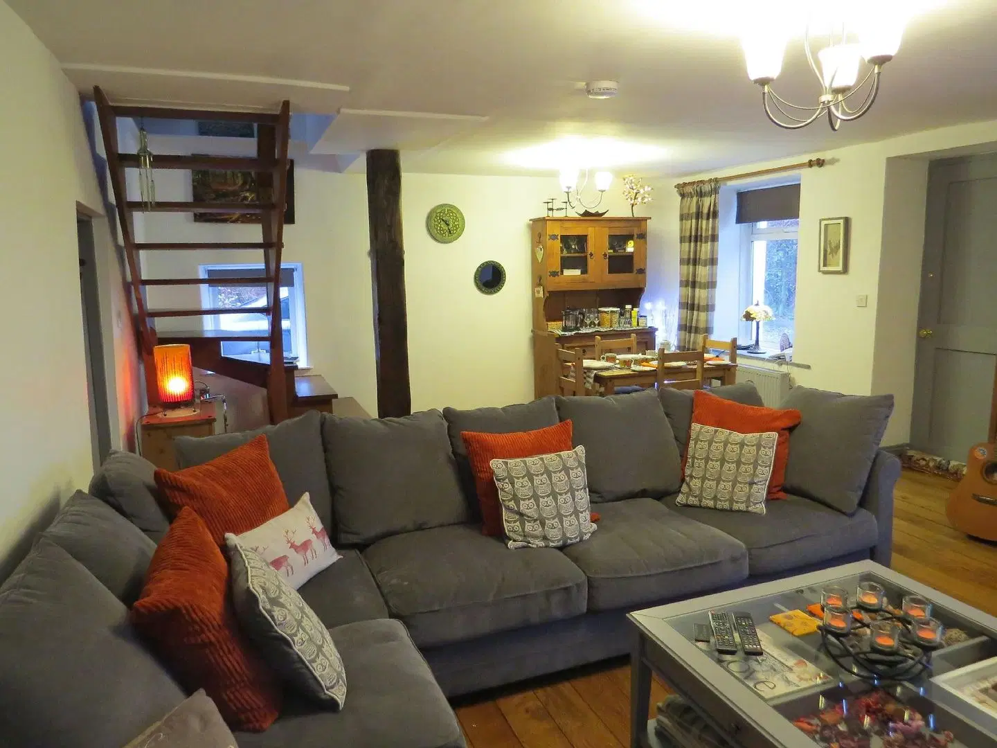 Yr Hen Farcdy LOUNGE_LOBBY