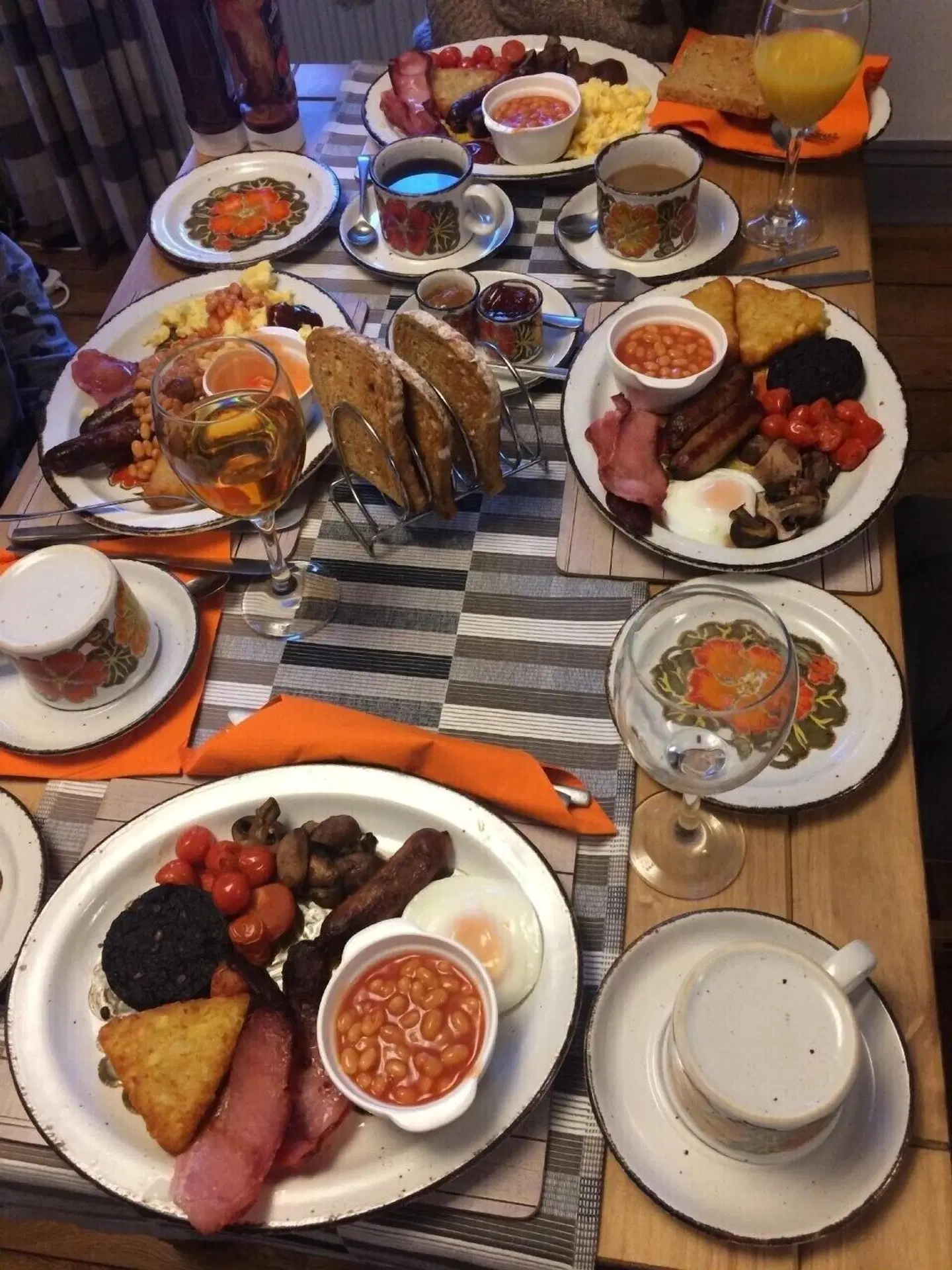 Yr Hen Farcdy Restaurant