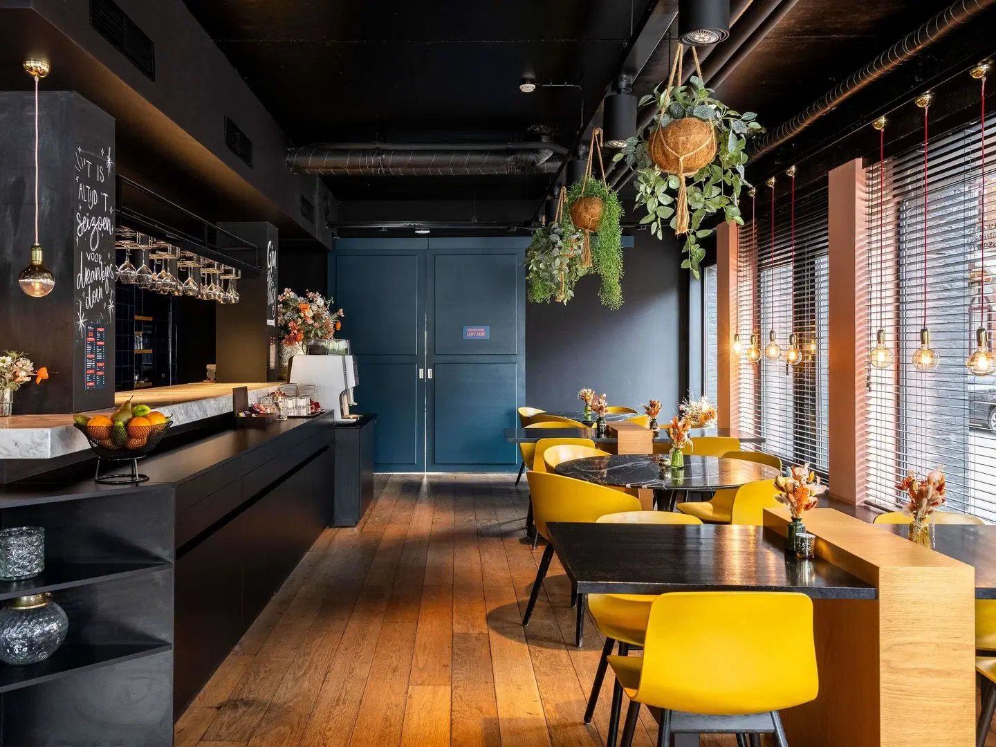 Ibis Styles Hasselt City Centre Bar