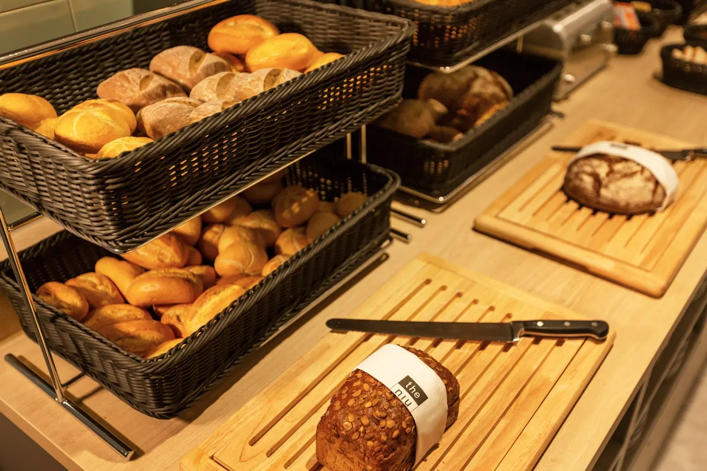 Holiday Inn - the niu, Crusoe Bremen Airport by IHG Restaurant