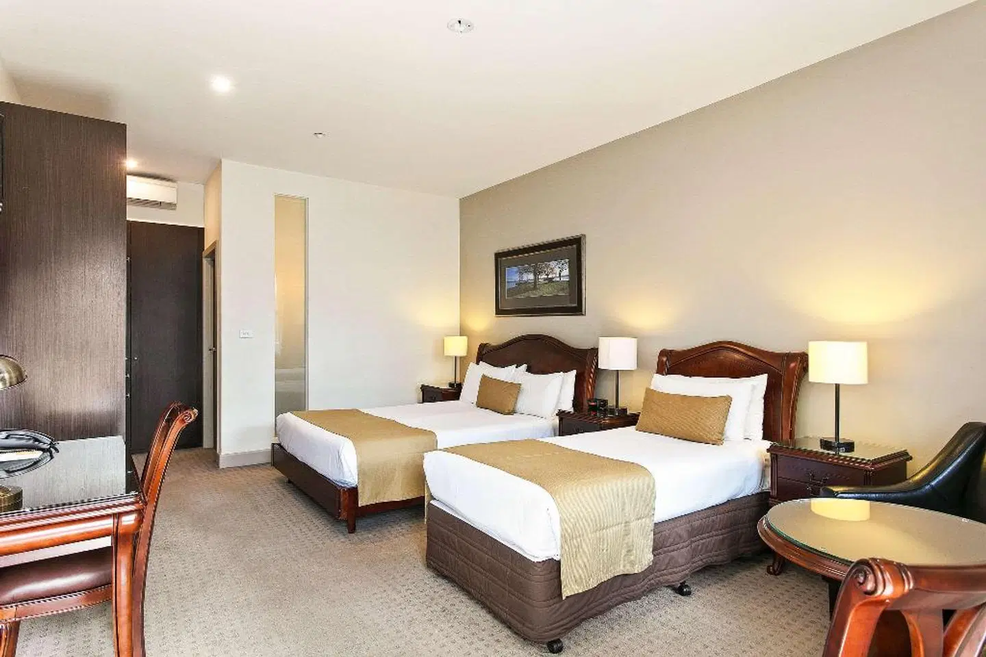 Quality Inn Heritage on Lydiard ROOM_EXAMPLE