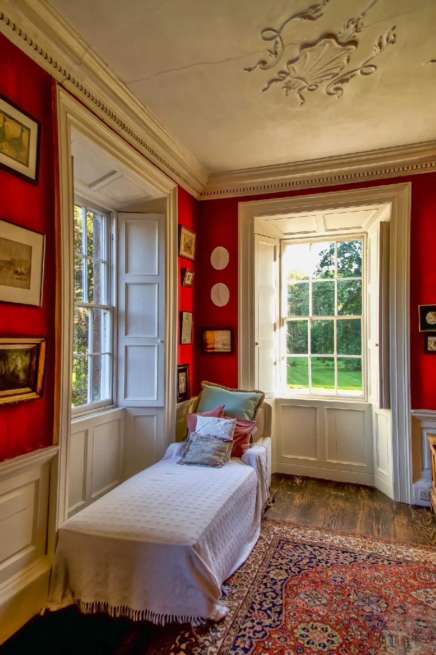 Roundwood House ROOM_EXAMPLE