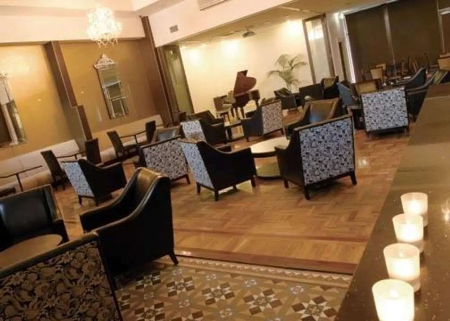 Quality Inn Heritage on Lydiard LOUNGE_LOBBY
